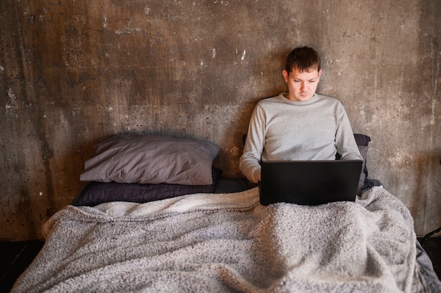 Wie Baut Man Ein Bett In Minecraft? Anleitung zum Herstellen eines Bettes in Minecraft