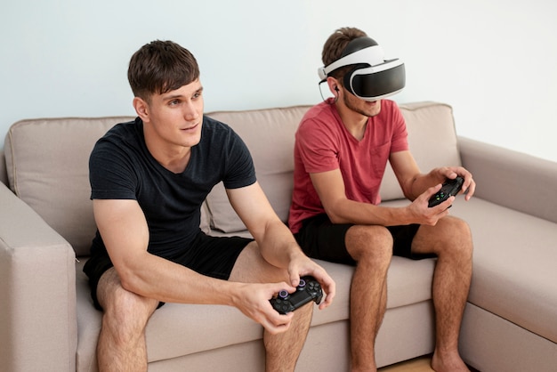 PS4 VR Brille Anschließen – Anleitung – So schließen Sie eine PS4-VR-Brille korrekt an