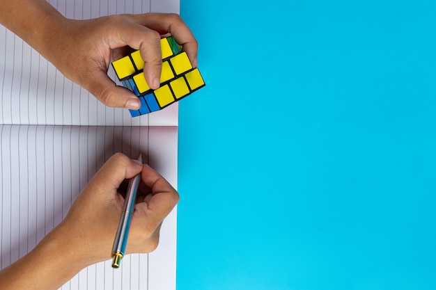 Rubik Cube 2×2 Lösen – Einfache Anleitung für Anfänger